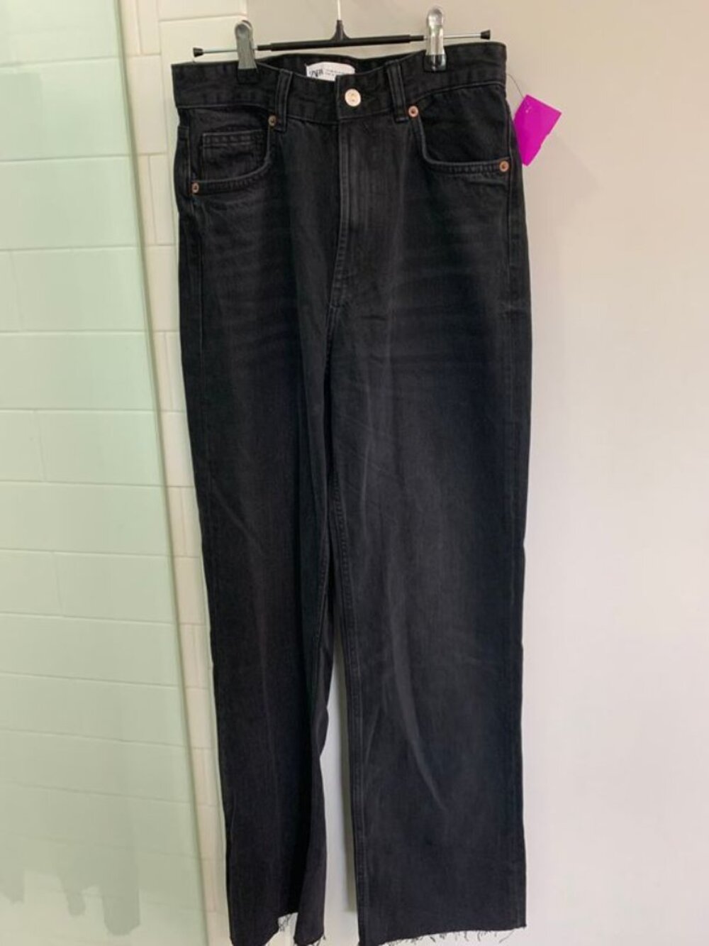 ZARA Black Straight Denim Jeans Women’s Fringe Hem Button Zip Size 4 (28 X 31)